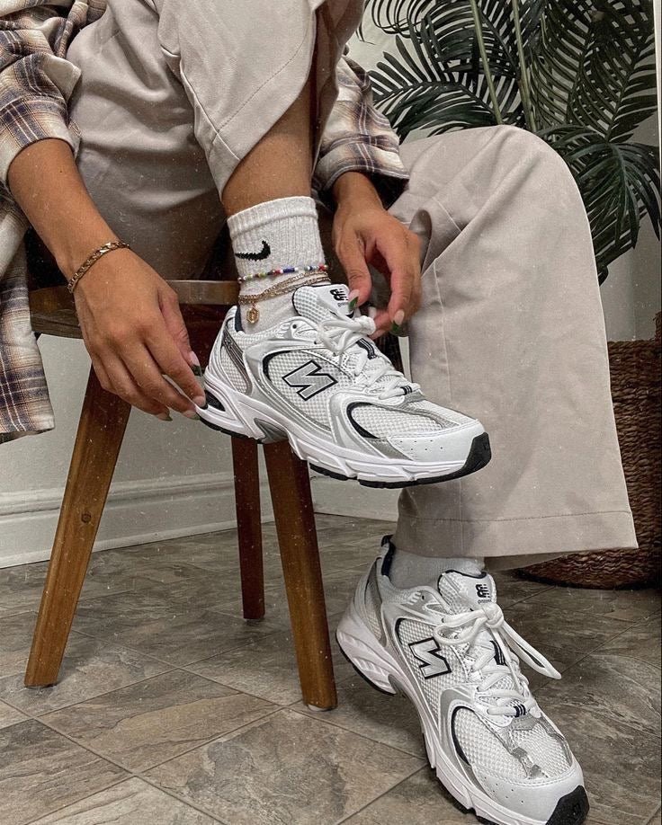 New Balance 530 - CollectKicks