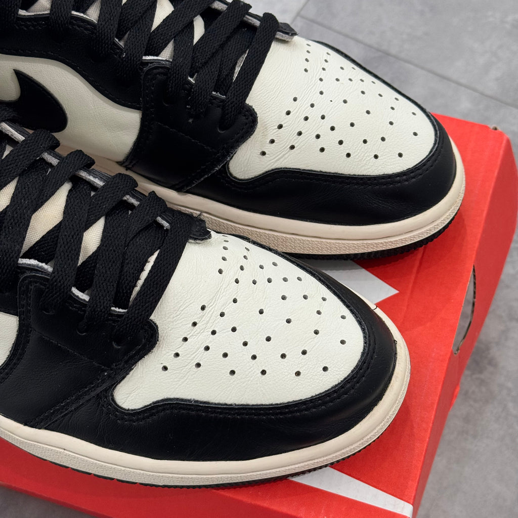 Air Jordan 1 Retro High Dark Mocha (43) - Usado