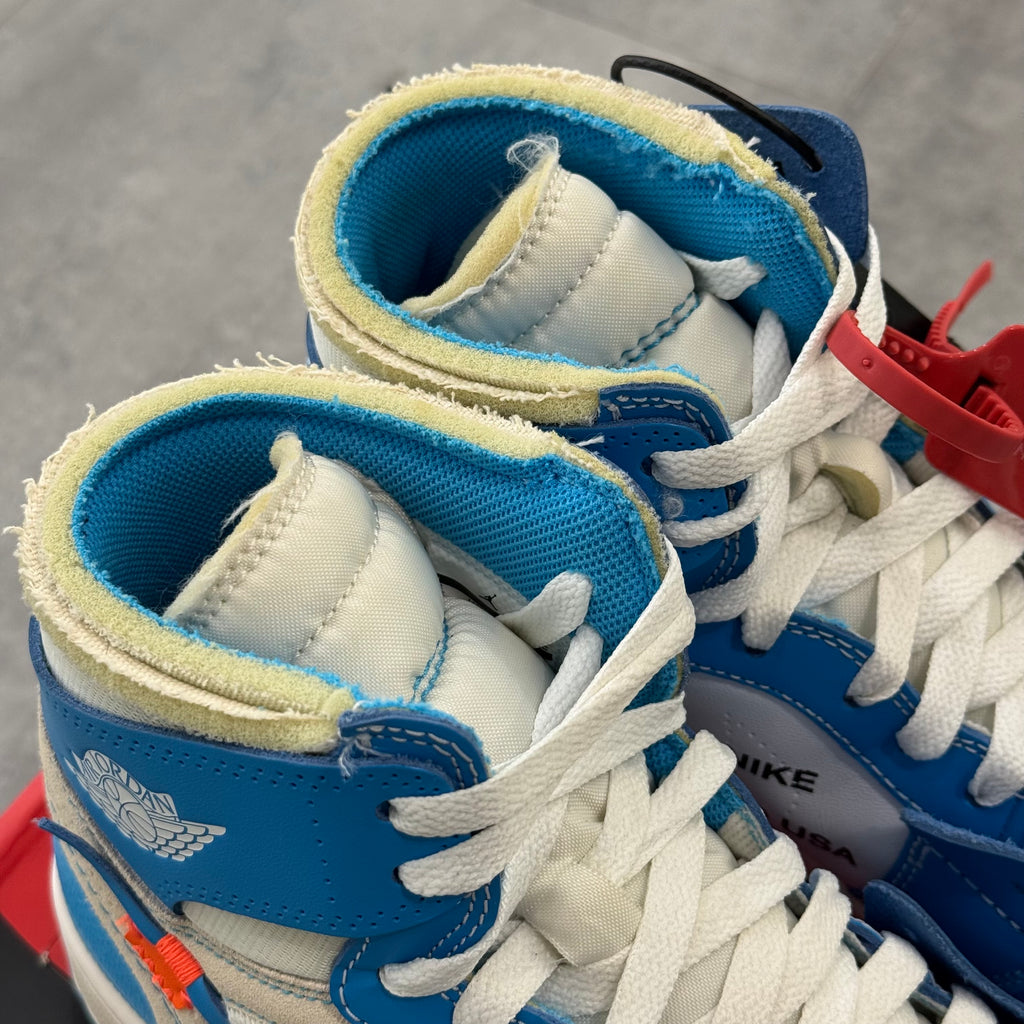 Air Jordan 1 Retro High Off-White University Blue (42) - Usado