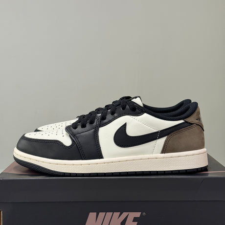 Air Jordan 1 Retro Low OG Mocha (40) - Usado  – sneaker autêntico da CollectKicks