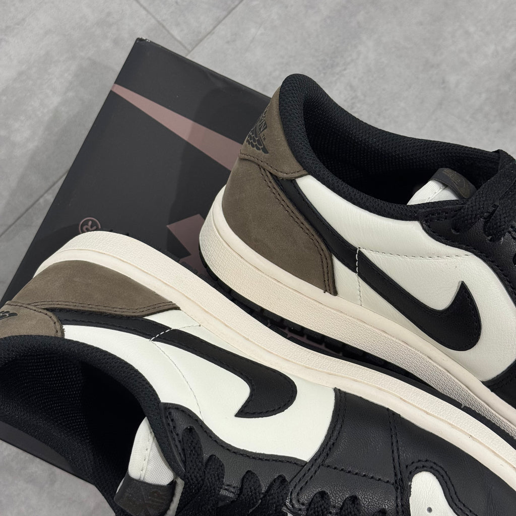 Air Jordan 1 Retro Low OG Mocha (40) - Usado