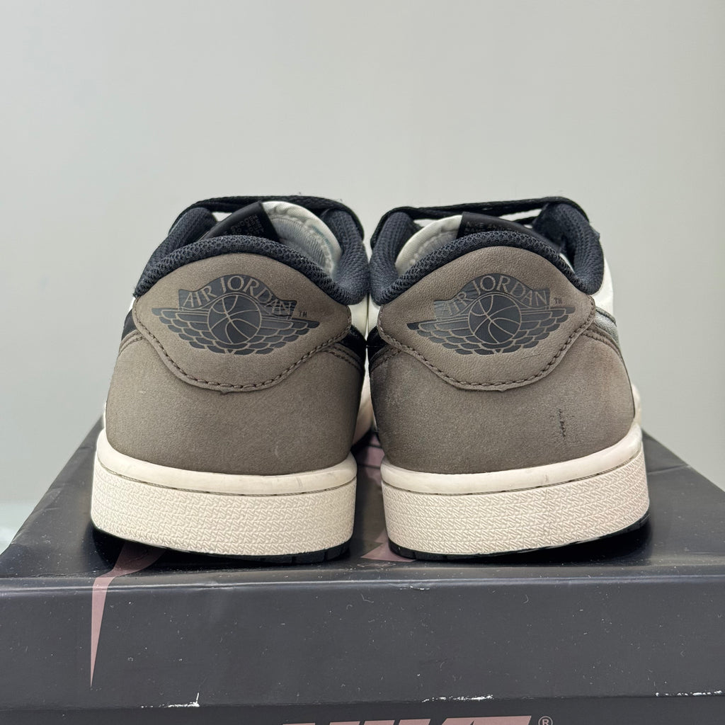 Air Jordan 1 Retro Low OG Mocha (41) - Usado