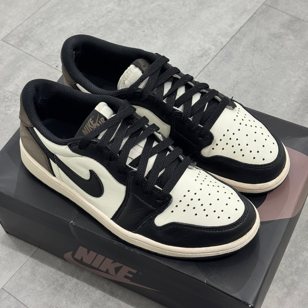 Air Jordan 1 Retro Low OG Mocha (41) - Usado