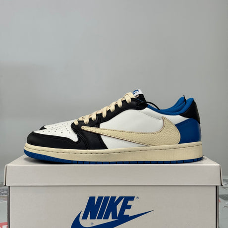 Air Jordan 1 Retro Low OG SP Fragment x Travis Scott (42) - Usado  – sneaker autêntico da CollectKicks