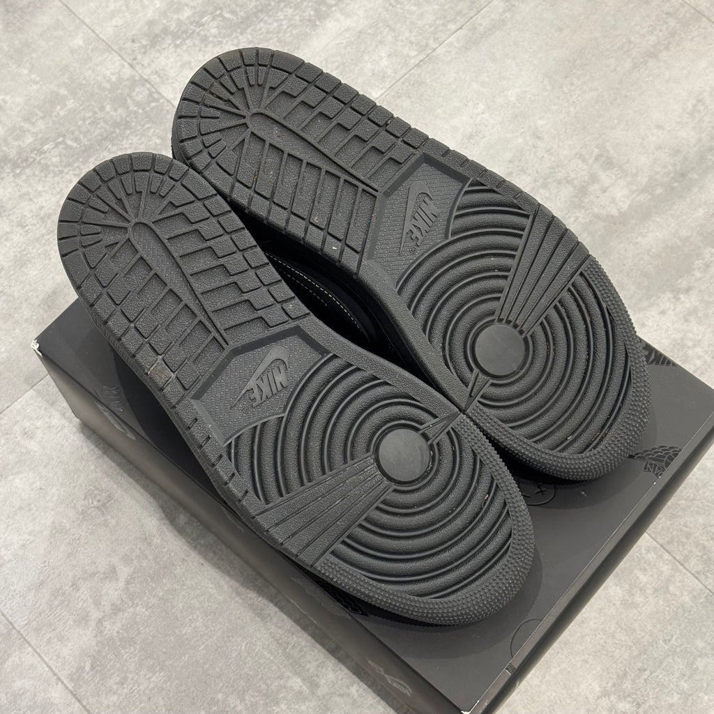 Air Jordan 1 Retro Low OG SP Travis Scott Black Phantom (42) - Usado
