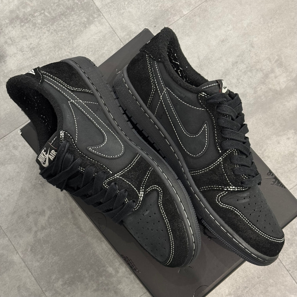 Air Jordan 1 Retro Low OG SP Travis Scott Black Phantom (42) - Usado