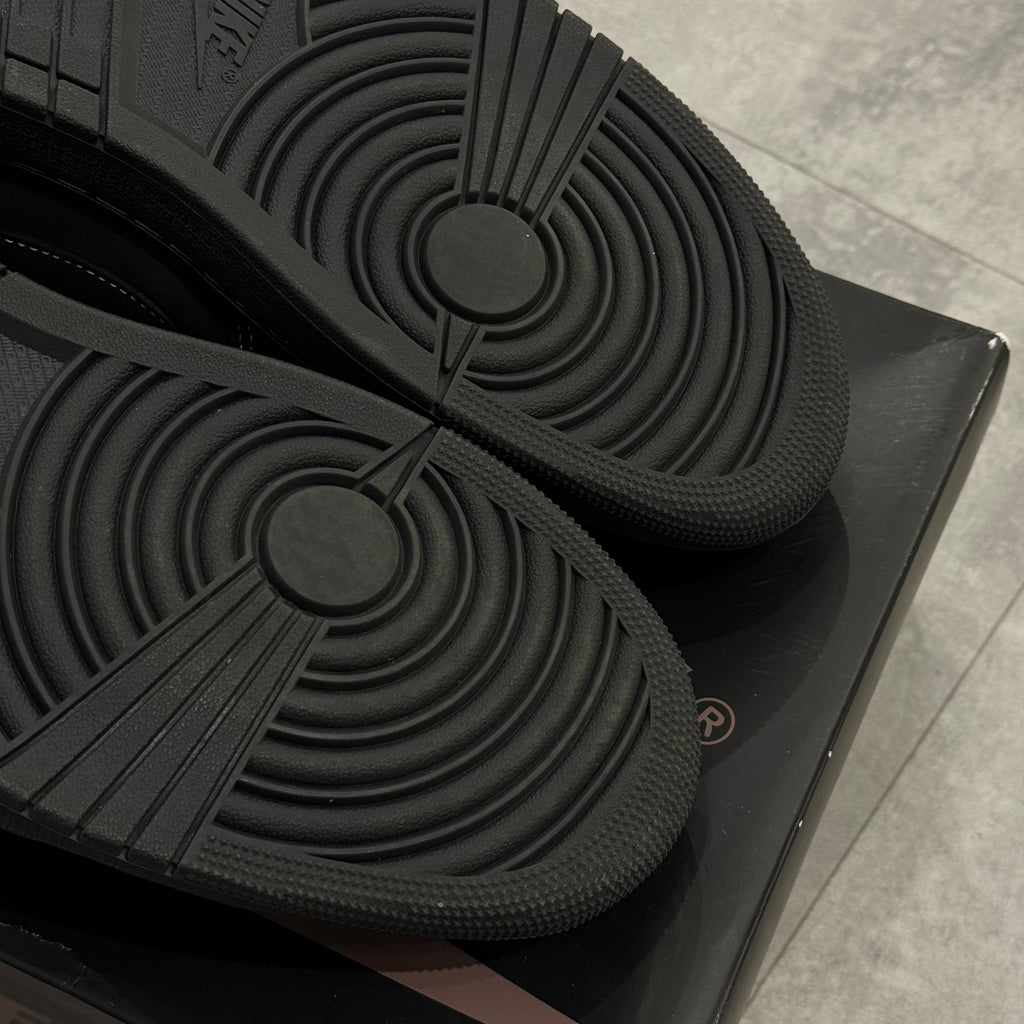 Air Jordan 1 Retro Low OG SP Travis Scott Black Phantom (44.5) - Usado - sneakers usados collectkicks