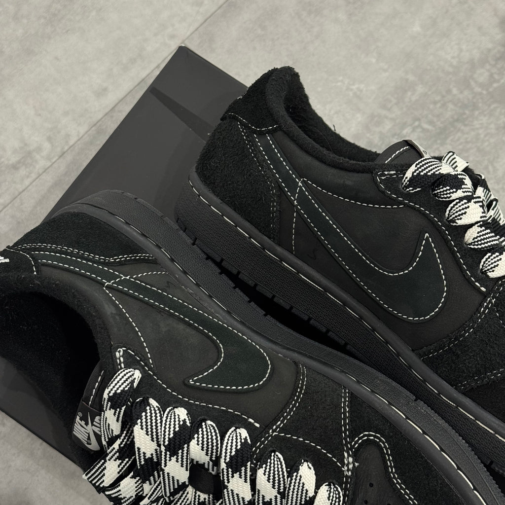 Air Jordan 1 Retro Low OG SP Travis Scott Black Phantom (44.5) - Usado | Sneakers Usados CollectKicks