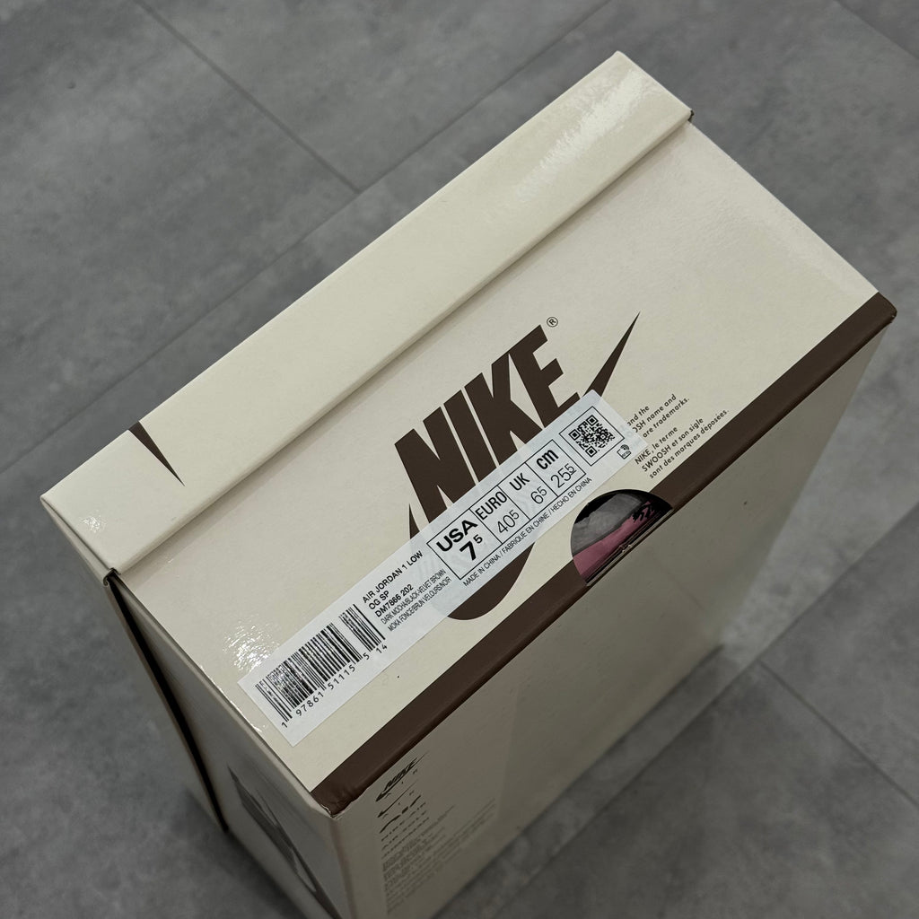 Air Jordan 1 Retro Low OG SP Travis Scott Velvet Brown (40.5) - Usado