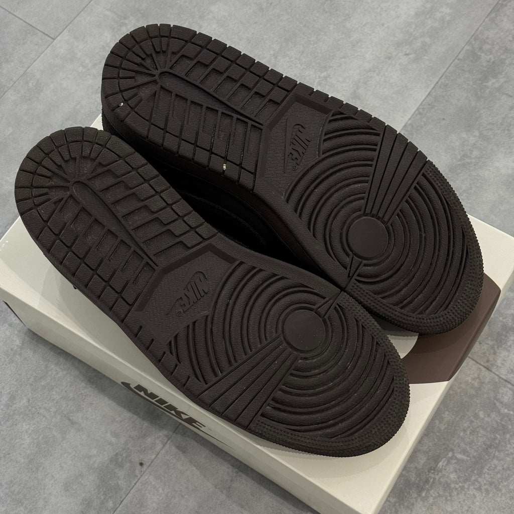 Air Jordan 1 Retro Low OG SP Travis Scott Velvet Brown (40.5) - Usado