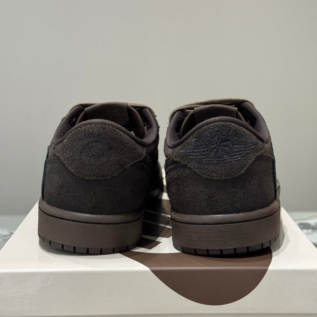 Air Jordan 1 Retro Low OG SP Travis Scott Velvet Brown (42) - Usado