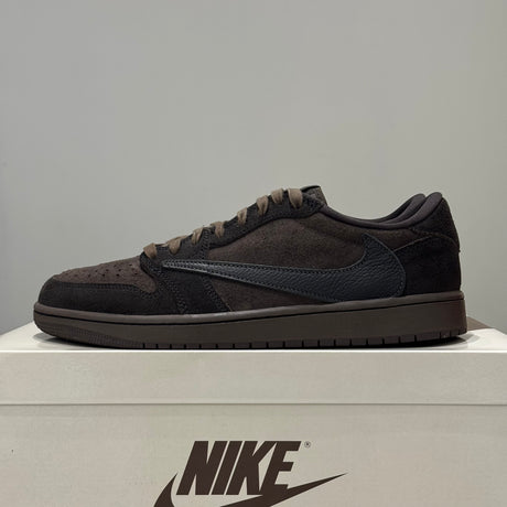 Air Jordan 1 Retro Low OG SP Travis Scott Velvet Brown (43) - Usado DM7866-202 – sneaker autêntico da CollectKicks