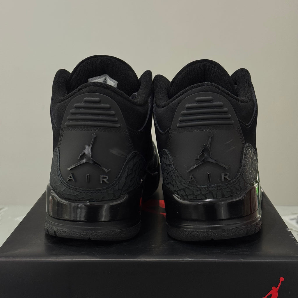 Air Jordan 3 Retro Black Cat (43) - Usado