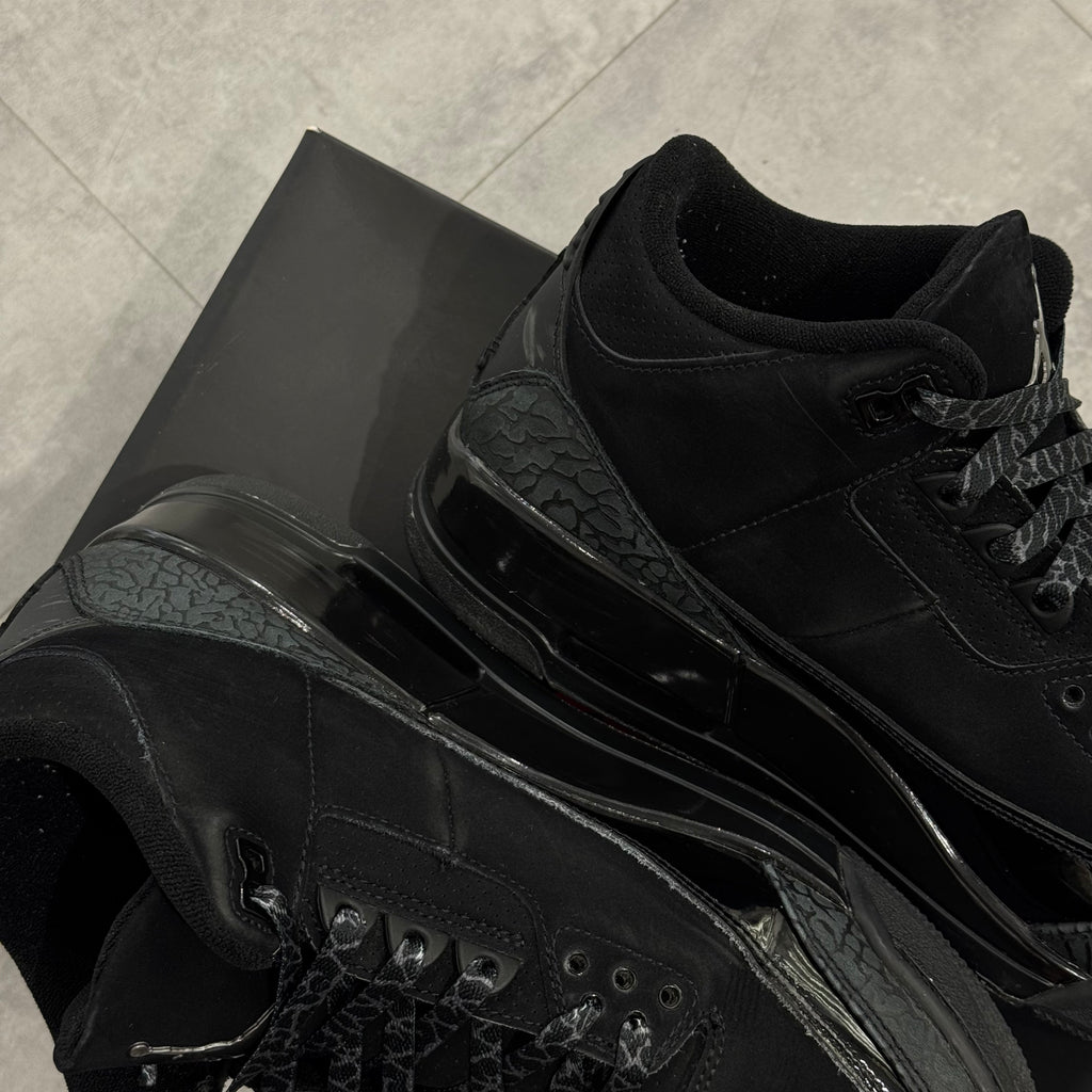 Air Jordan 3 Retro Black Cat (43) - Usado
