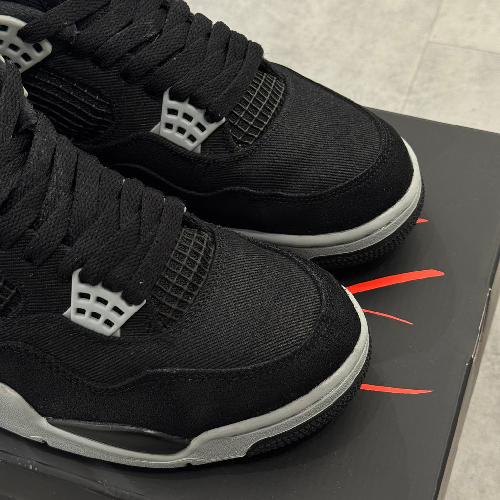 Air Jordan 4 Black Canvas (40) - Usado