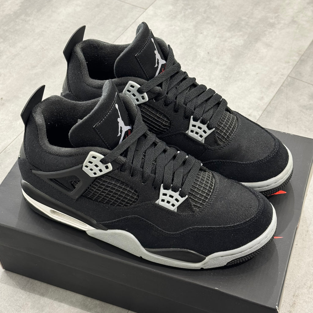 Air Jordan 4 Black Canvas (42.5) - Usado