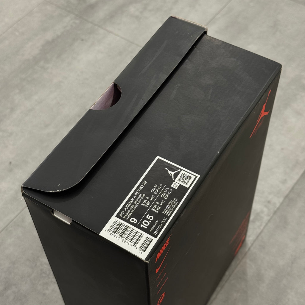Air Jordan 4 Black Canvas (42.5) - Usado