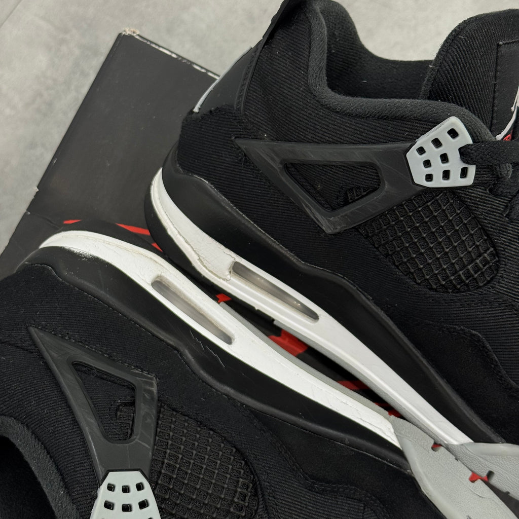 Air Jordan 4 Black Canvas (42.5) - Usado