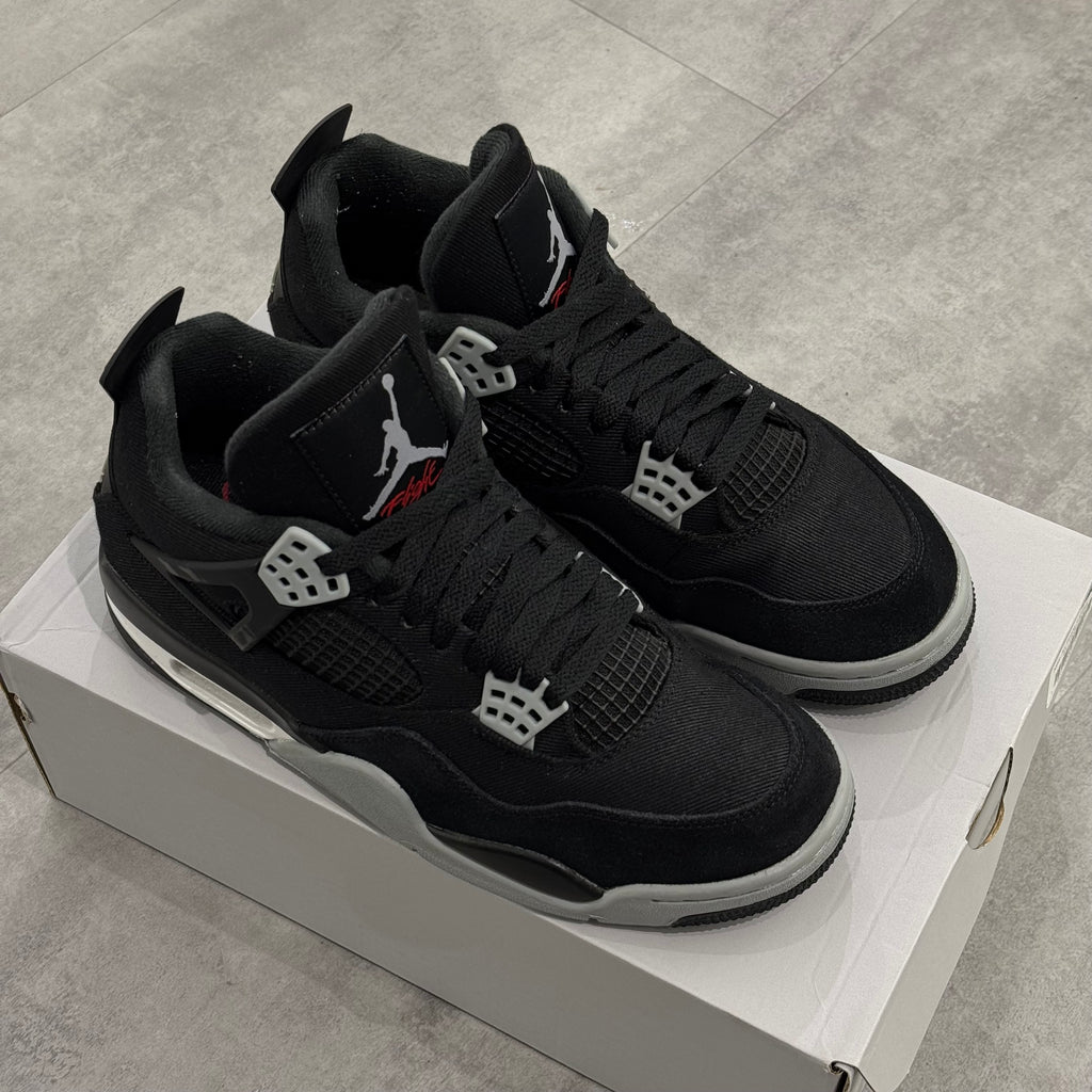 Air Jordan 4 Black Canvas (42) - Usado