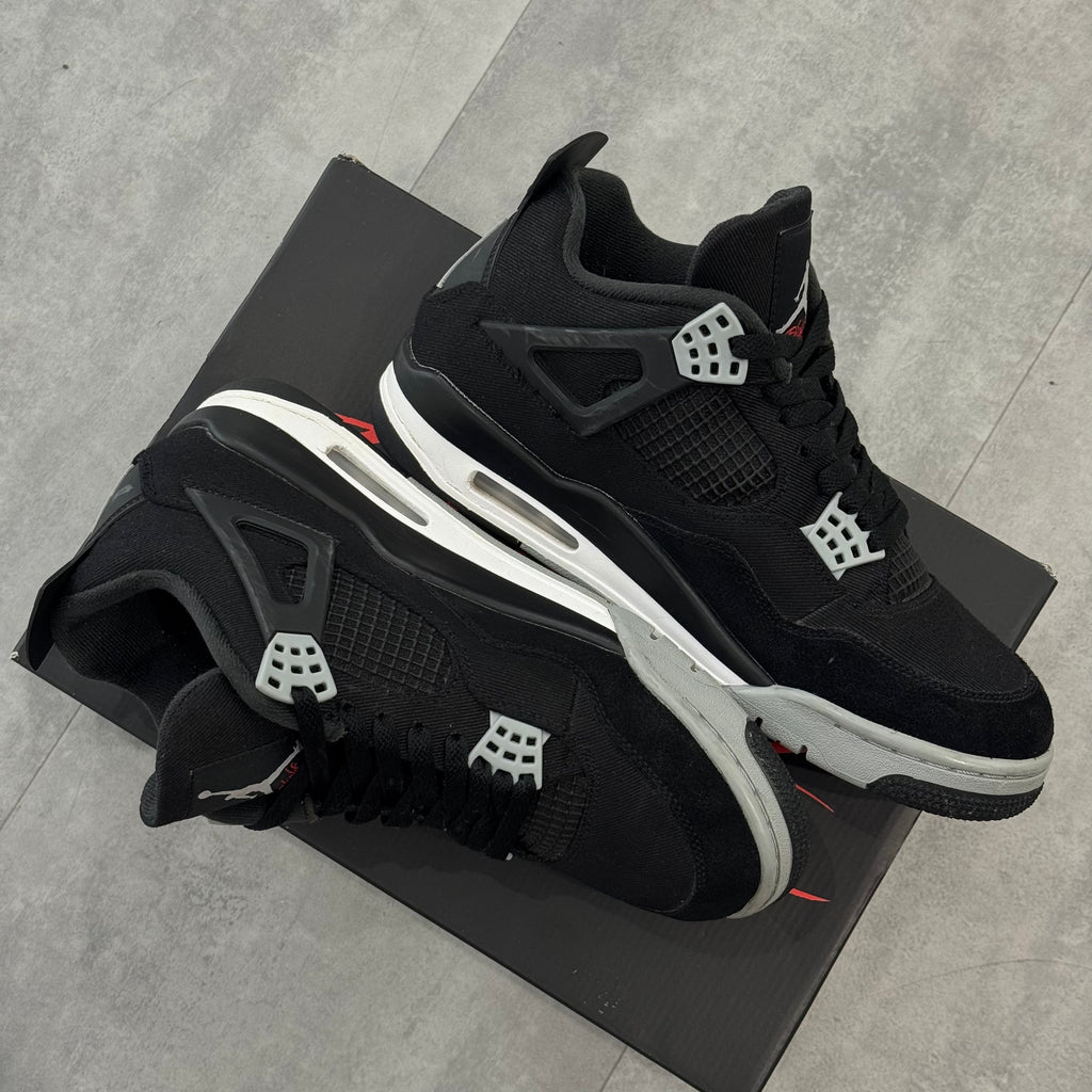 Air Jordan 4 Black Canvas (44.5) - Usado