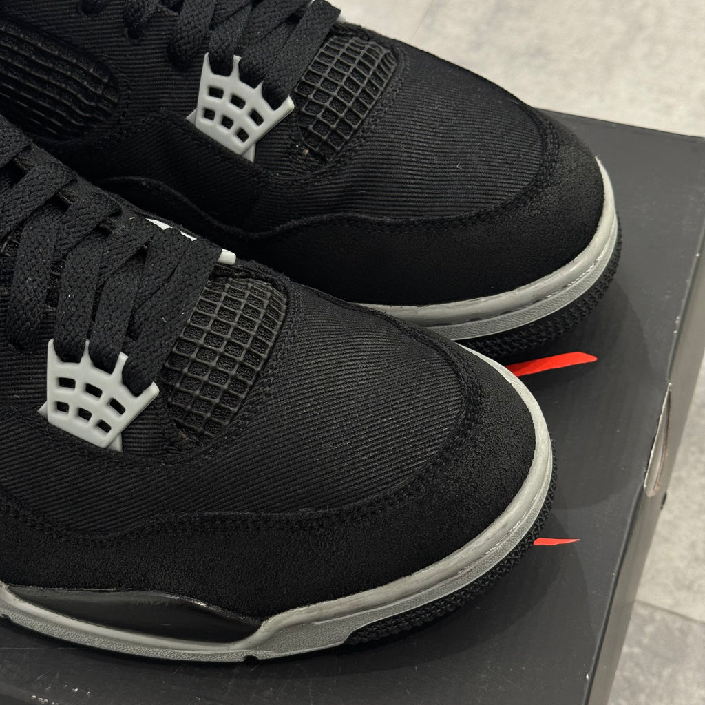 Air Jordan 4 Black Canvas (45) - Usado