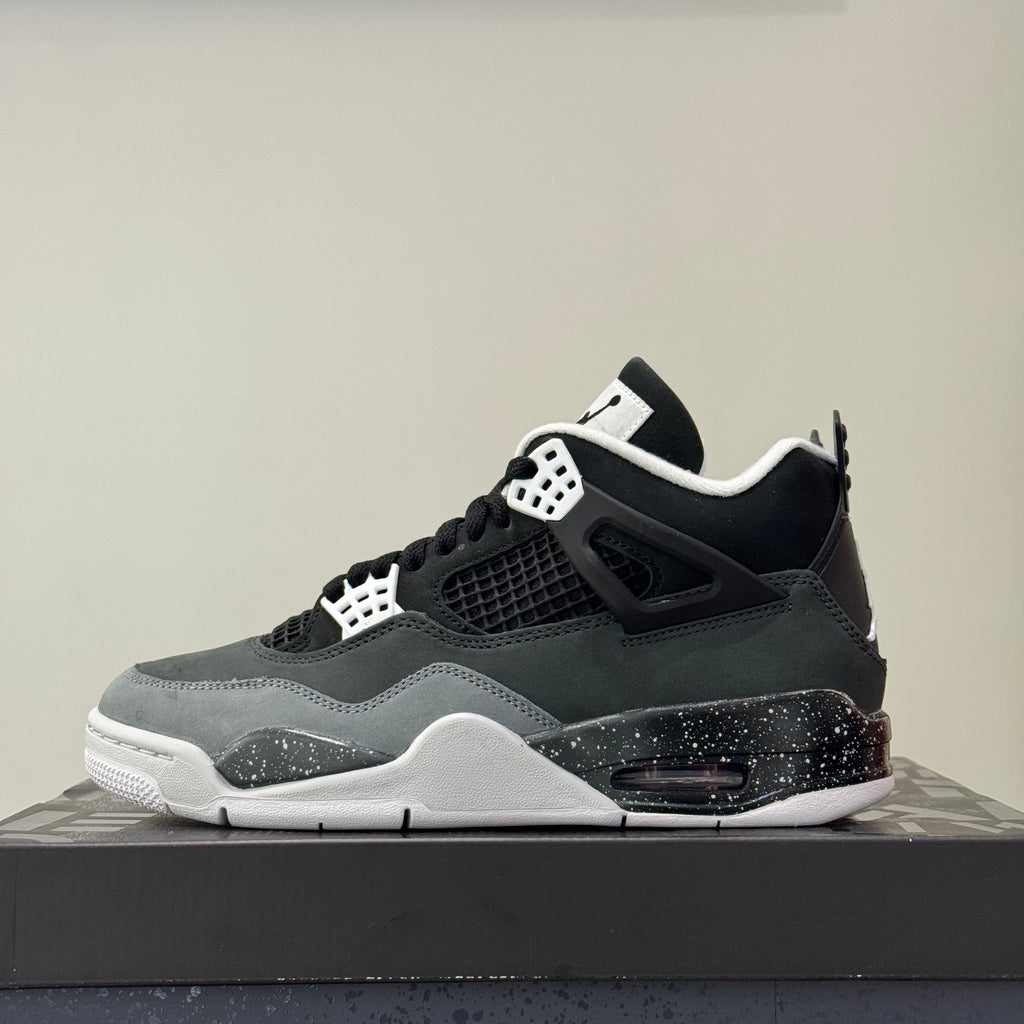 Air Jordan 4 Retro Fear (40.5) - Usado