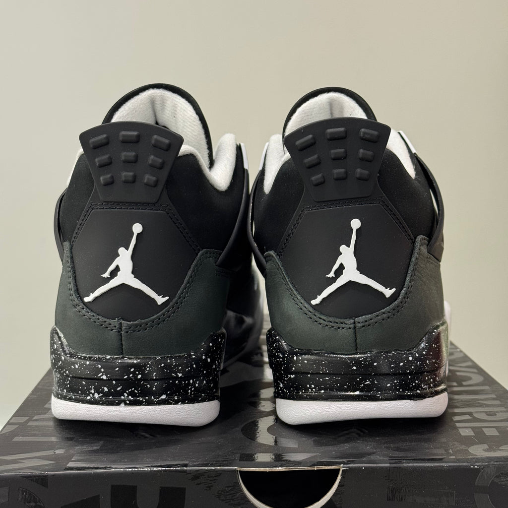 Air Jordan 4 Retro Fear (40.5) - Usado