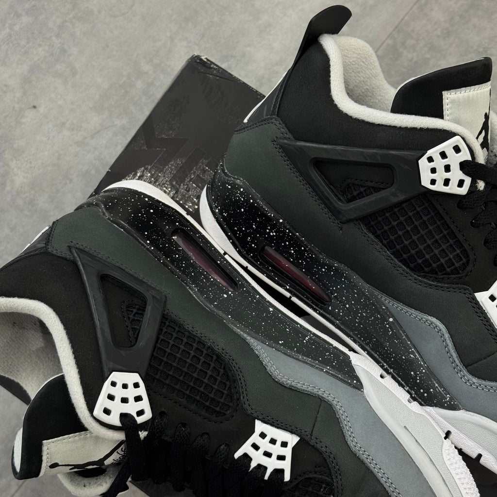 Air Jordan 4 Retro Fear (41) - Usado