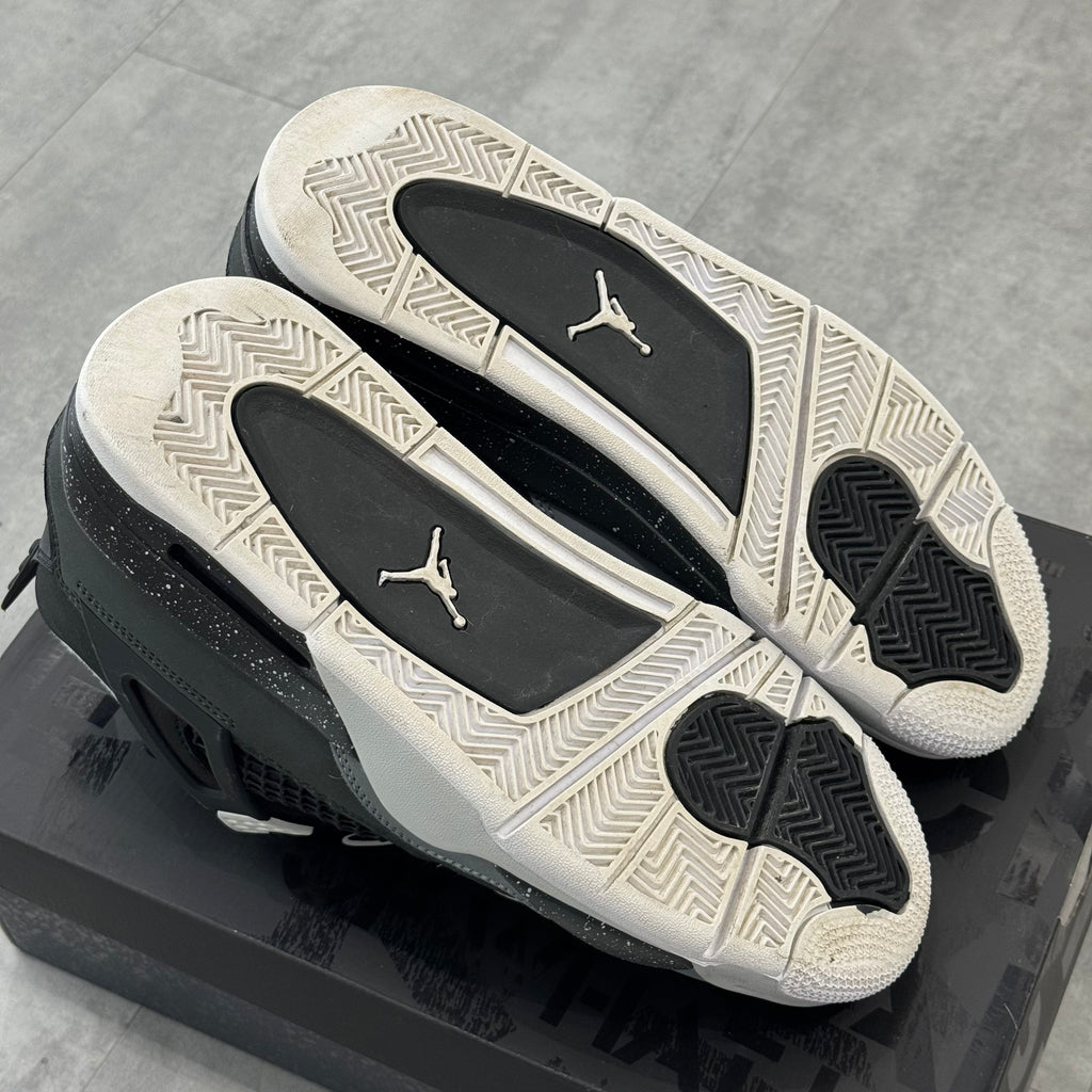 Air Jordan 4 Retro Fear (41) - Usado