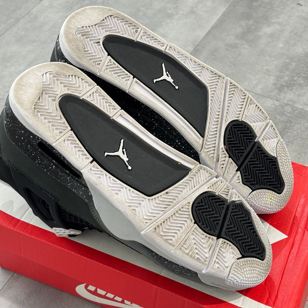 Air Jordan 4 Retro Fear (42.5) - Usado