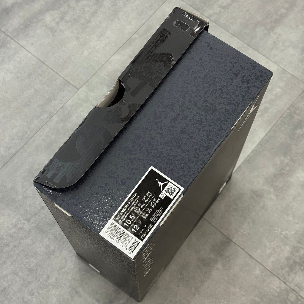 Air Jordan 4 Retro Fear (44.5) - Usado