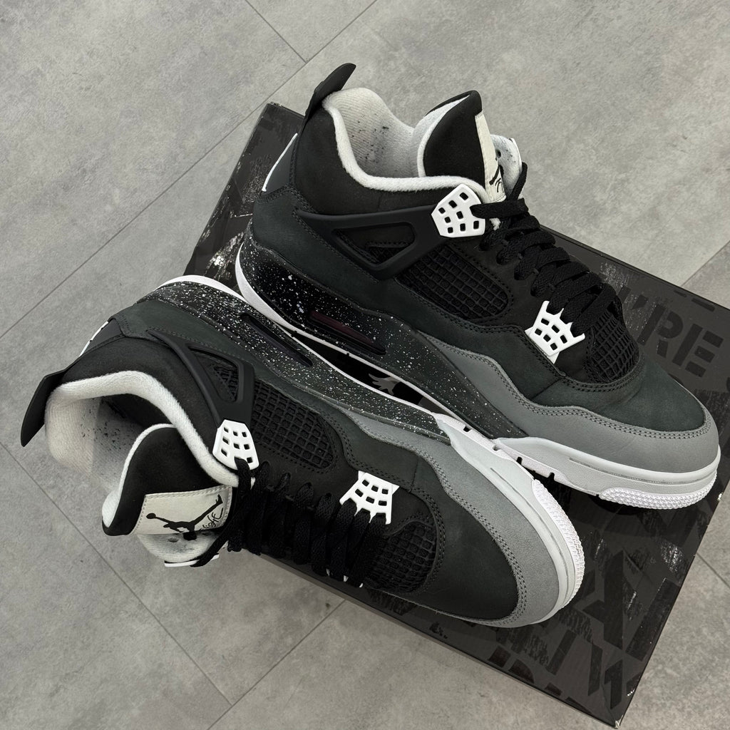 Air Jordan 4 Retro Fear (44.5) - Usado