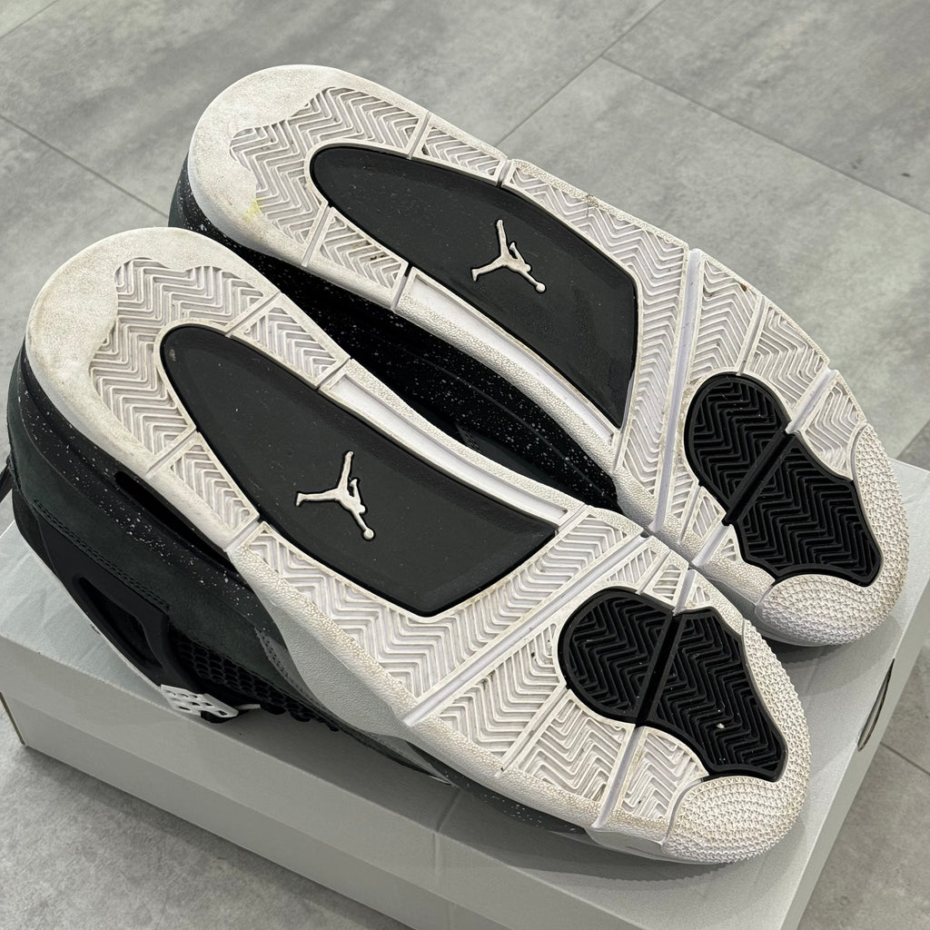 Air Jordan 4 Retro Fear (45.5) - Usado