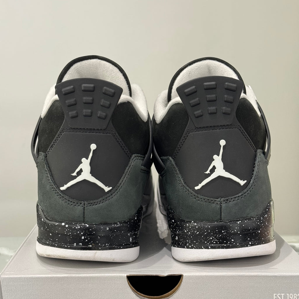 Air Jordan 4 Retro Fear (45.5) - Usado