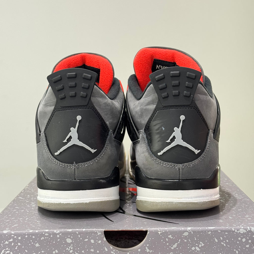 Air Jordan 4 Retro Infrared (43) - Usado
