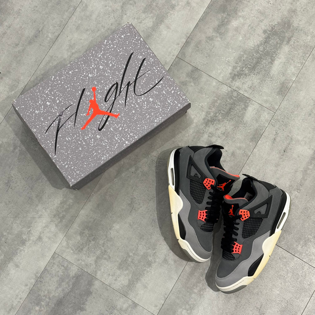 Air Jordan 4 Retro Infrared (43) - Usado