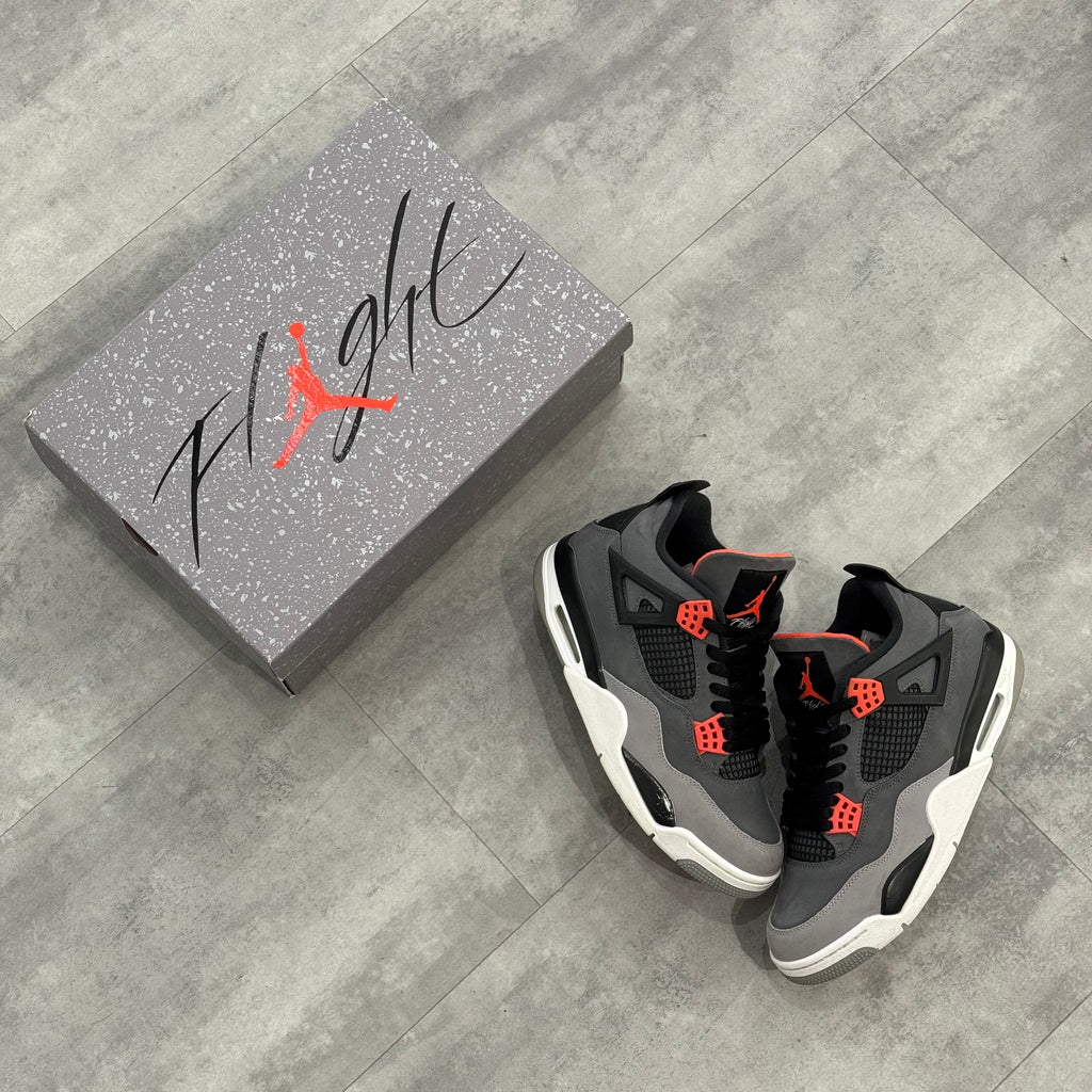 Air Jordan 4 Retro Infrared (43) - Usado
