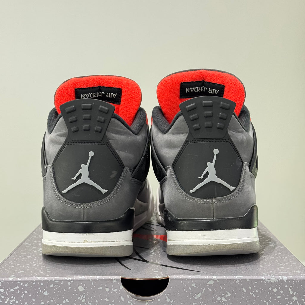 Air Jordan 4 Retro Infrared (43) - Usado