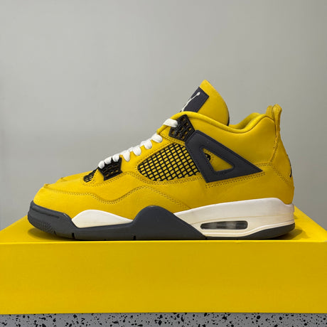 Air Jordan 4 Retro Lightning (44) - Usado – sneaker autêntico da CollectKicks