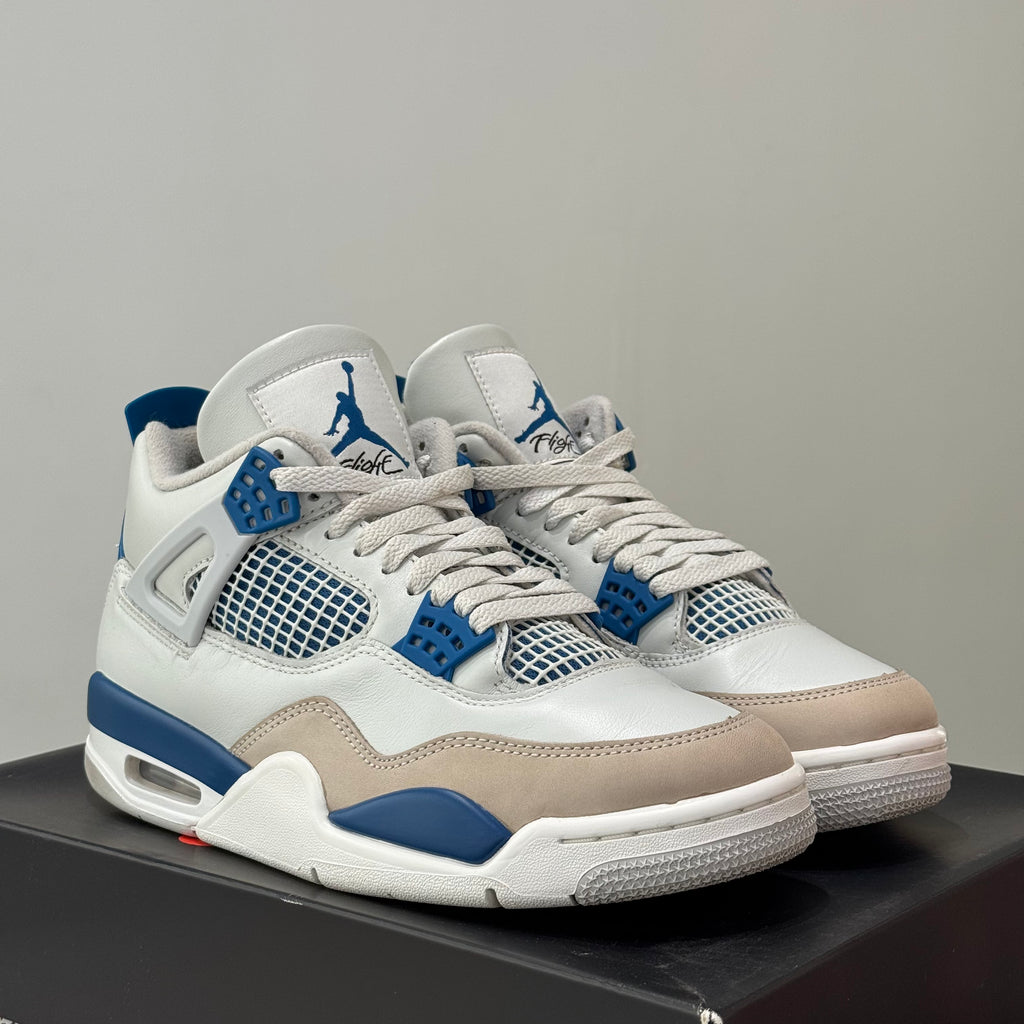 Air Jordan 4 Retro Military Blue (40.5) - Usado