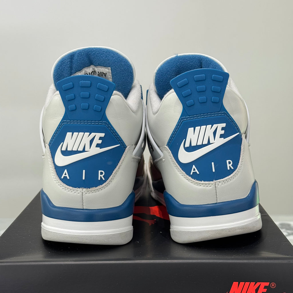 Air Jordan 4 Retro Military Blue (42.5) - Usado
