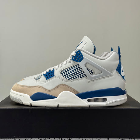 Air Jordan 4 Retro Military Blue (42) - Usado FV5029-141 – sneaker autêntico da CollectKicks