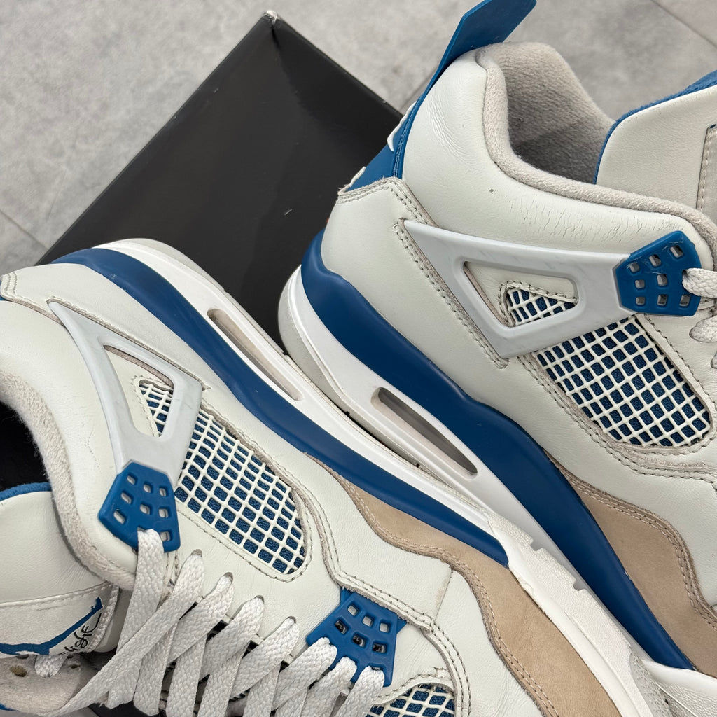 Air Jordan 4 Retro Military Blue (43) - Usado