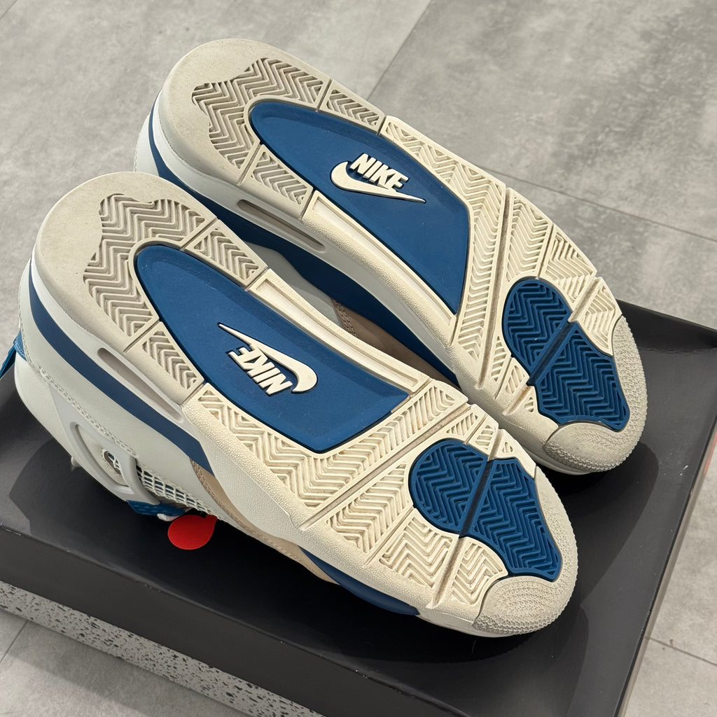 Air Jordan 4 Retro Military Blue (43) - Usado