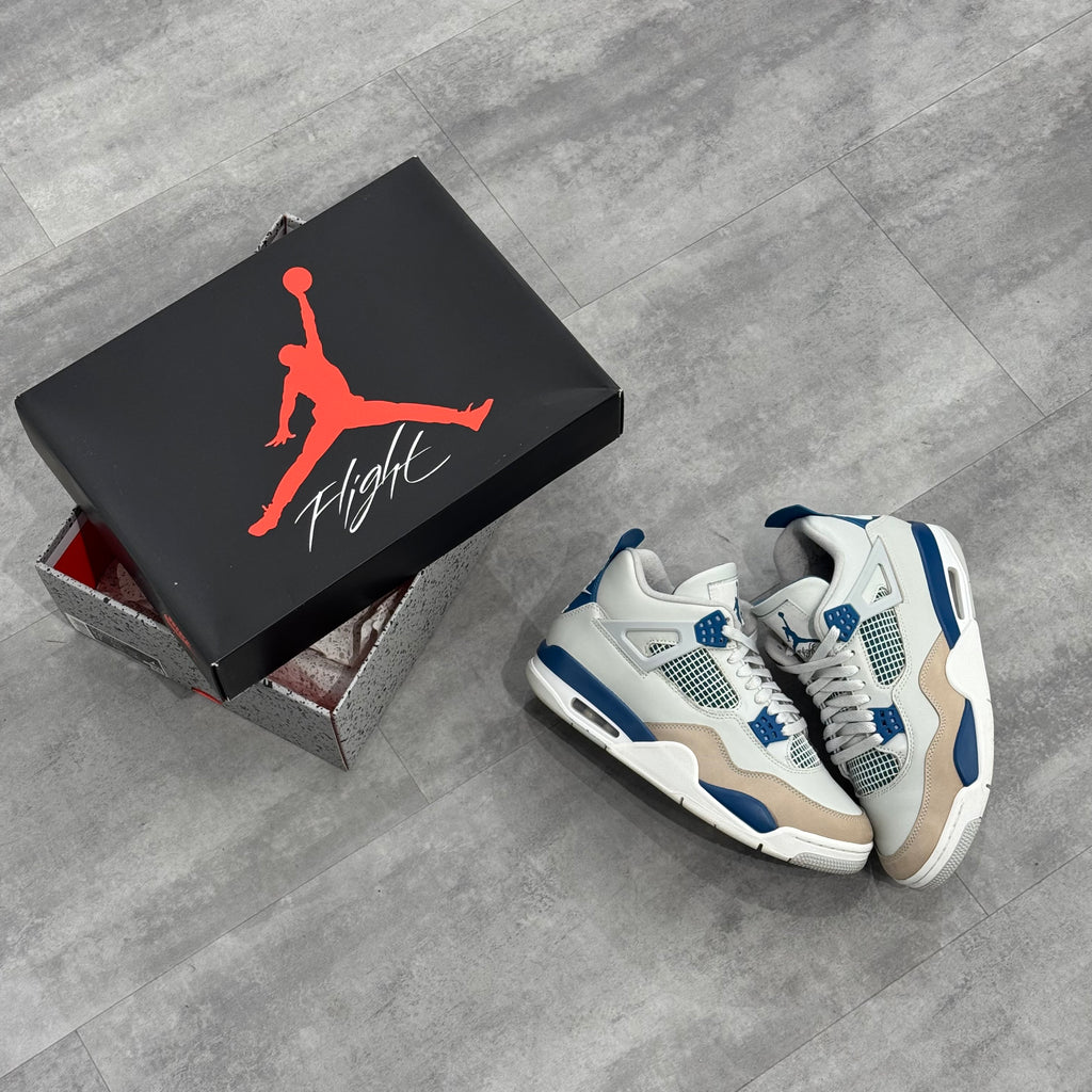 Air Jordan 4 Retro Military Blue (43) - Usado