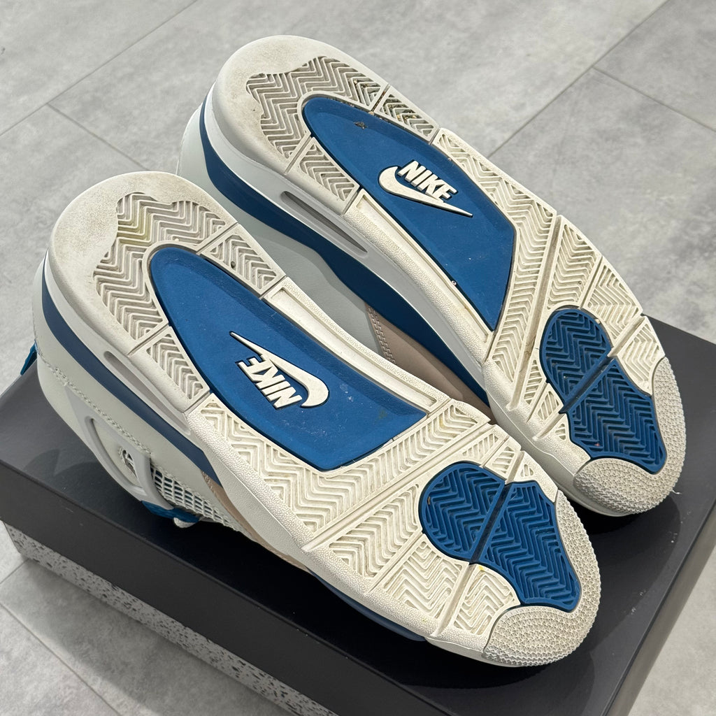 Air Jordan 4 Retro Military Blue (44.5) - Usado
