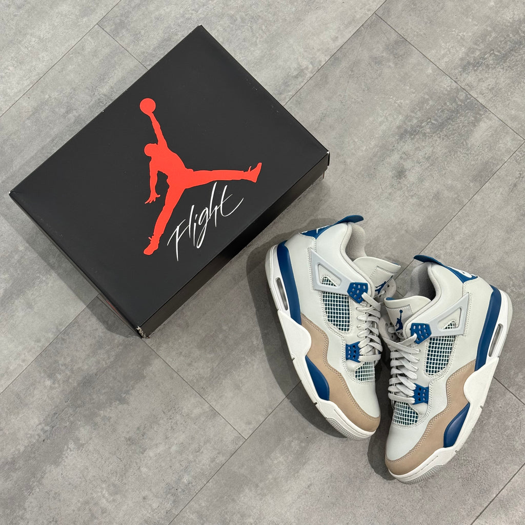 Air Jordan 4 Retro Military Blue (44.5) - Usado