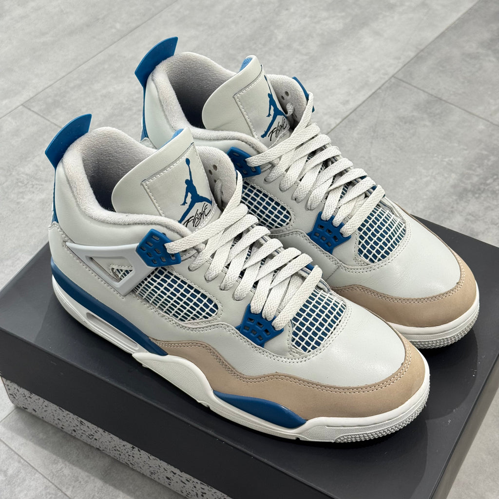 Air Jordan 4 Retro Military Blue (44.5) - Usado