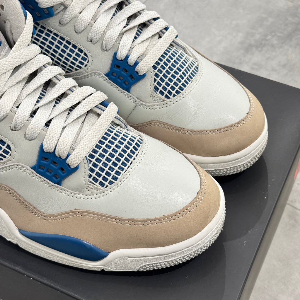 Air Jordan 4 Retro Military Blue (44.5) - Usado