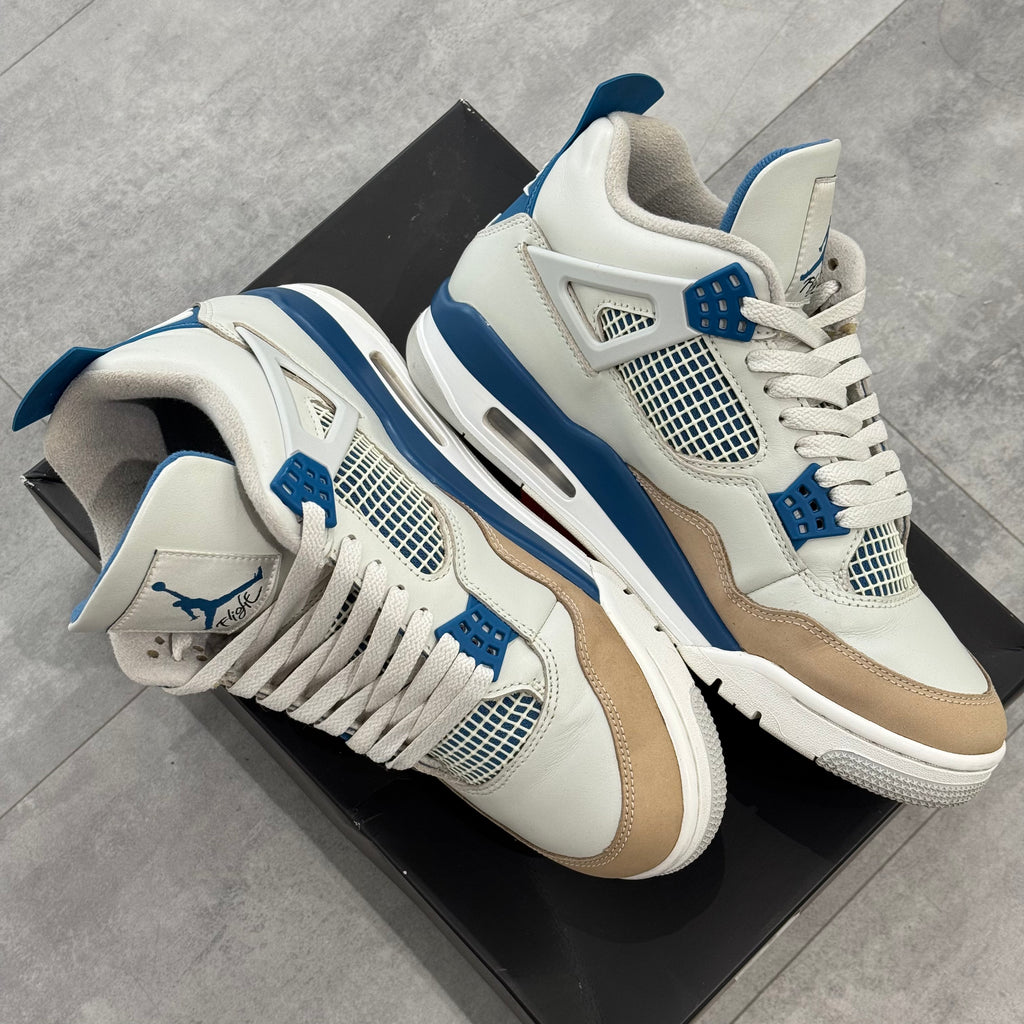 Air Jordan 4 Retro Military Blue (44) - Usado